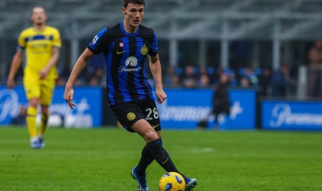 国米新闻网：帕瓦尔之所以能加盟马赛，全靠拉比奥特转会去了米兰